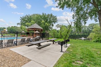 Grill and Picnic Area at Willow Pond, Burnsville, 55337